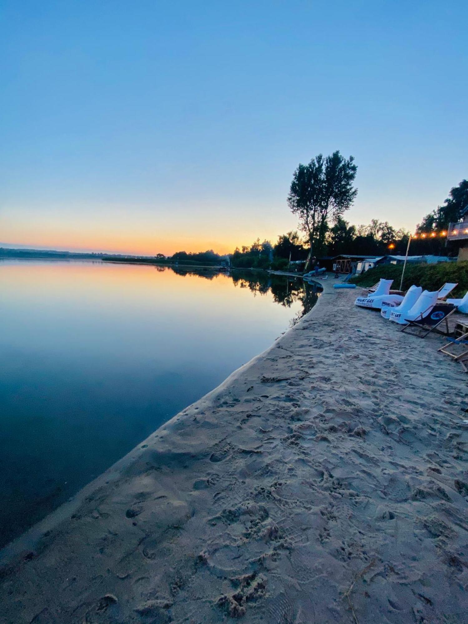 Male Morze Hotel Chałupy Kültér fotó