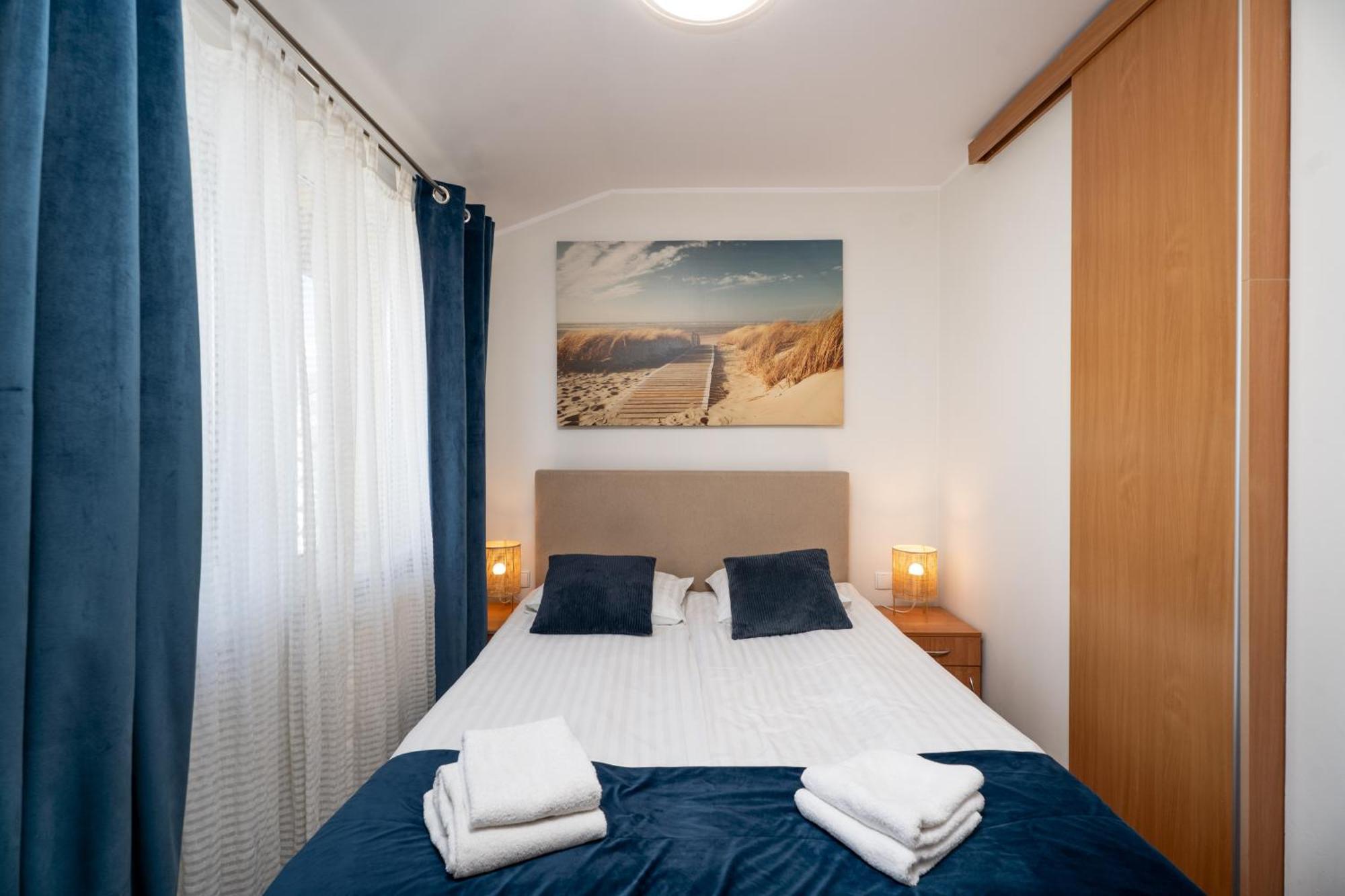 Male Morze Hotel Chałupy Kültér fotó
