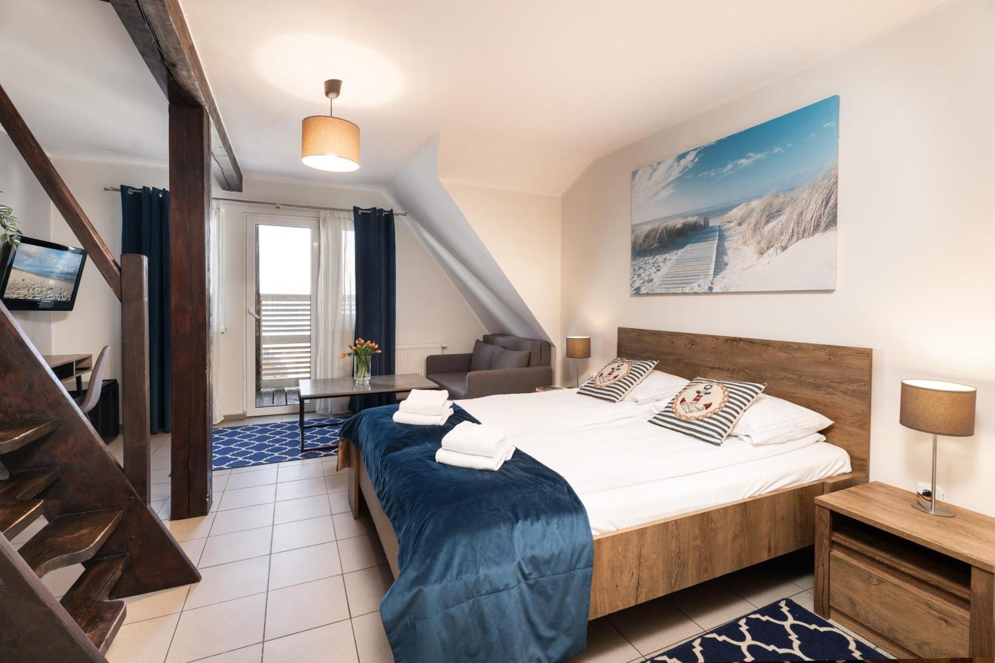 Male Morze Hotel Chałupy Kültér fotó